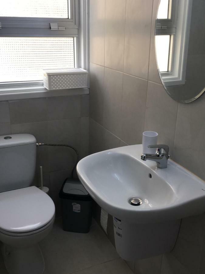 Larnaca Beach Apartment 44 Екстериор снимка