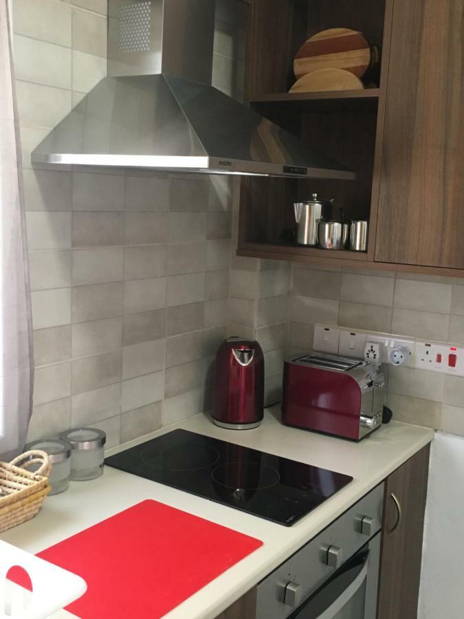 Larnaca Beach Apartment 44 Екстериор снимка