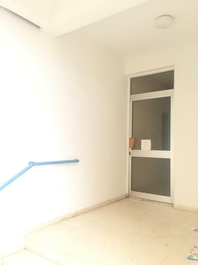 Larnaca Beach Apartment 44 Екстериор снимка